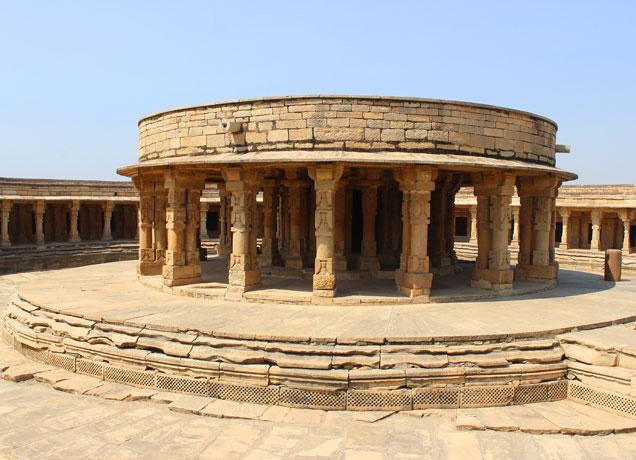 Madhyapradesh Jyotirlinga 4N5D - Main gallery image